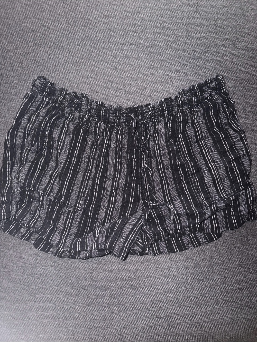 Time and Tru Black Striped High Waist Pull-On Shorts